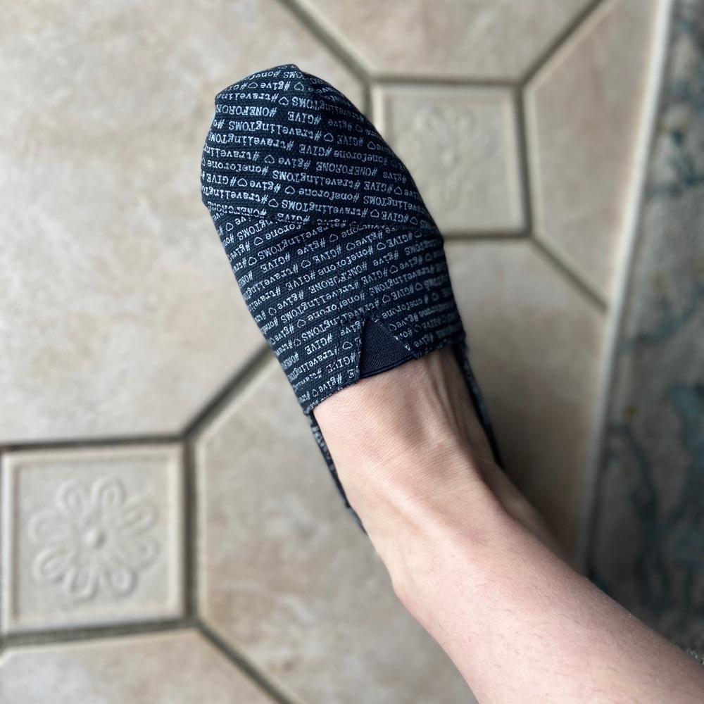 Toms Canvas Shoes View 2
